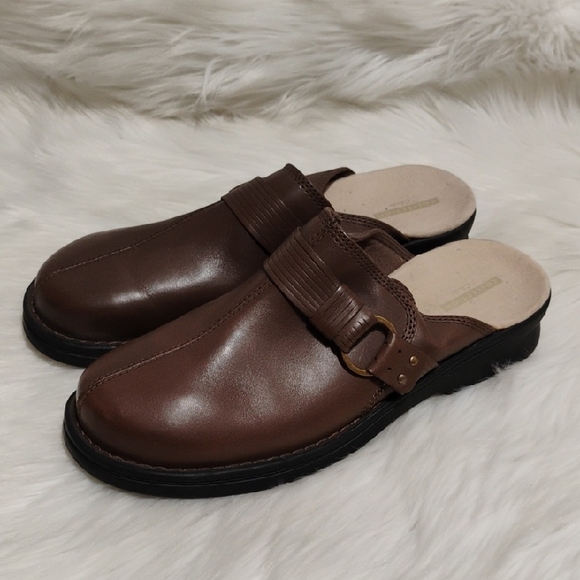 Clarks Shoes - Clarks Dark Brown Leather Slip-Ons Loafers/Mules Sz.10M Worn Once #95 CRATE